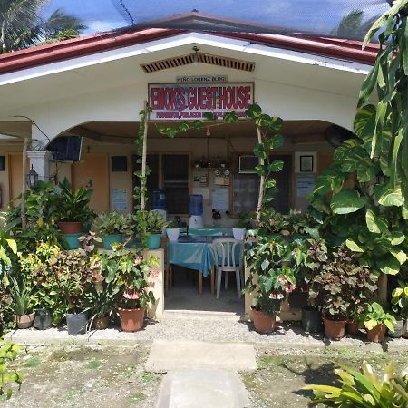Emoks Guest House Moalboal Exterior photo