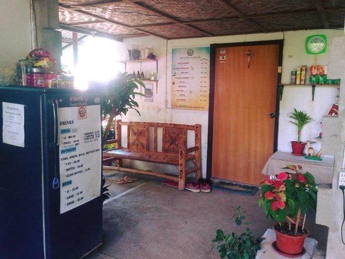 Emoks Guest House Moalboal Exterior photo